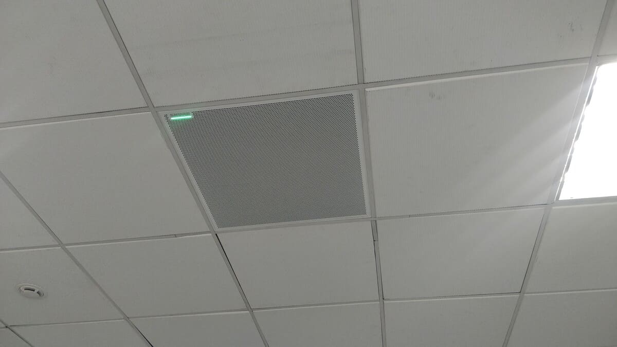 Произведена полная поставка комплекта звукового оборудования. Произведён монтаж и ввод оборудования в эксплуатацию с последующим обучением персонала.