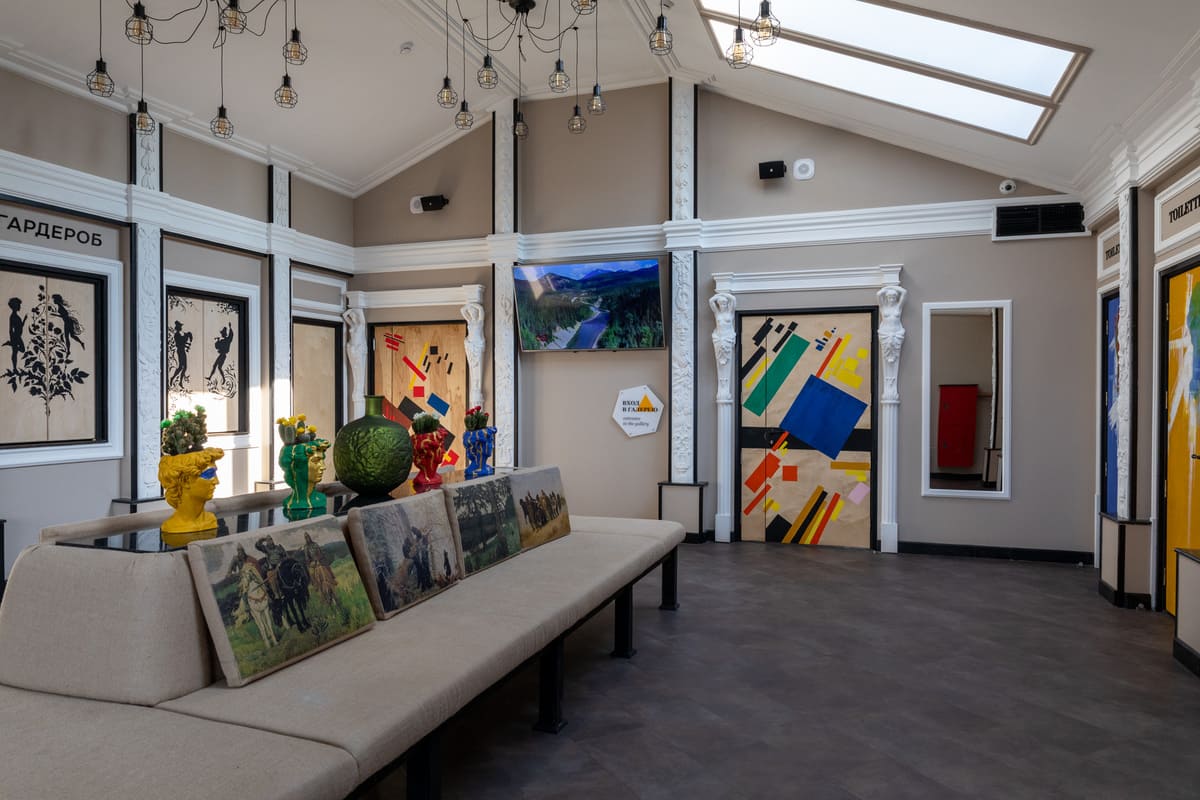 {{project.conception}