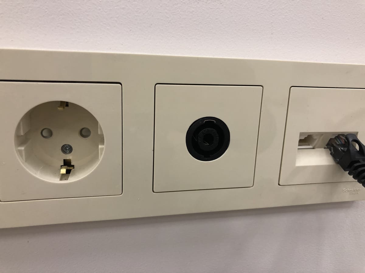 {{project.conception}